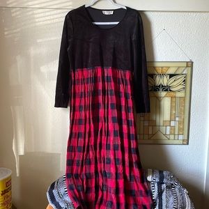 Vintage Studio C black velour & red floral plaid midi dress